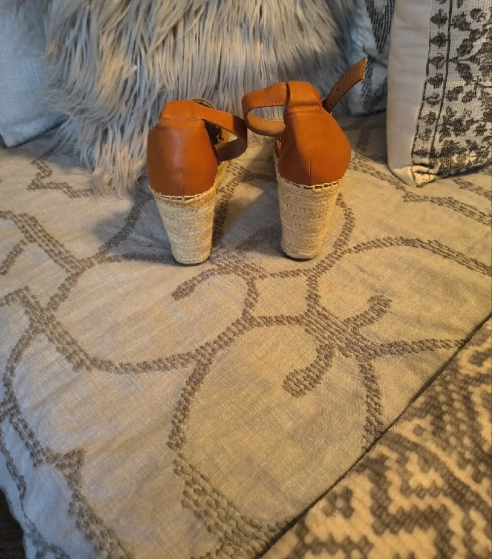 Steve Madden steve madden