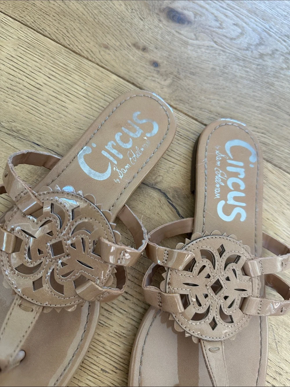 Circus by Sam Edelman sandals toe decorative