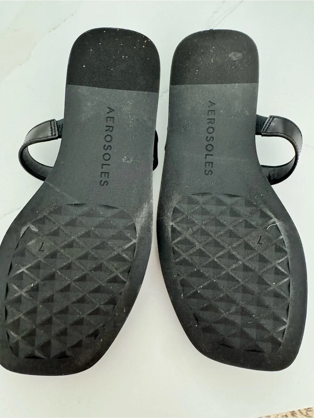 Aerosoles Black Slide Sandals with Gold Link Detail size 7