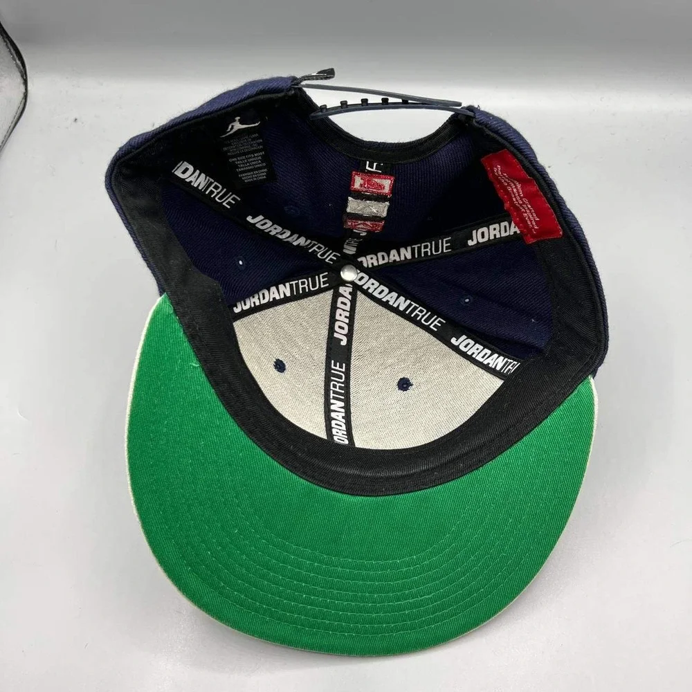 Air Jordan True Hat Men Navy White MVP Embroidered Jumpman Snap‎ Back Cap