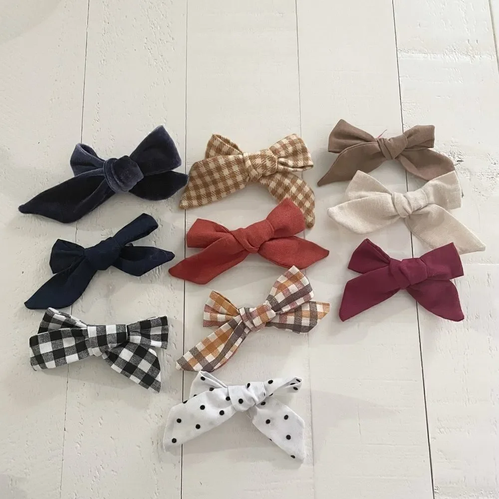🚨4/$25 10 girls handmade bows on clips boho plaid rust neutral