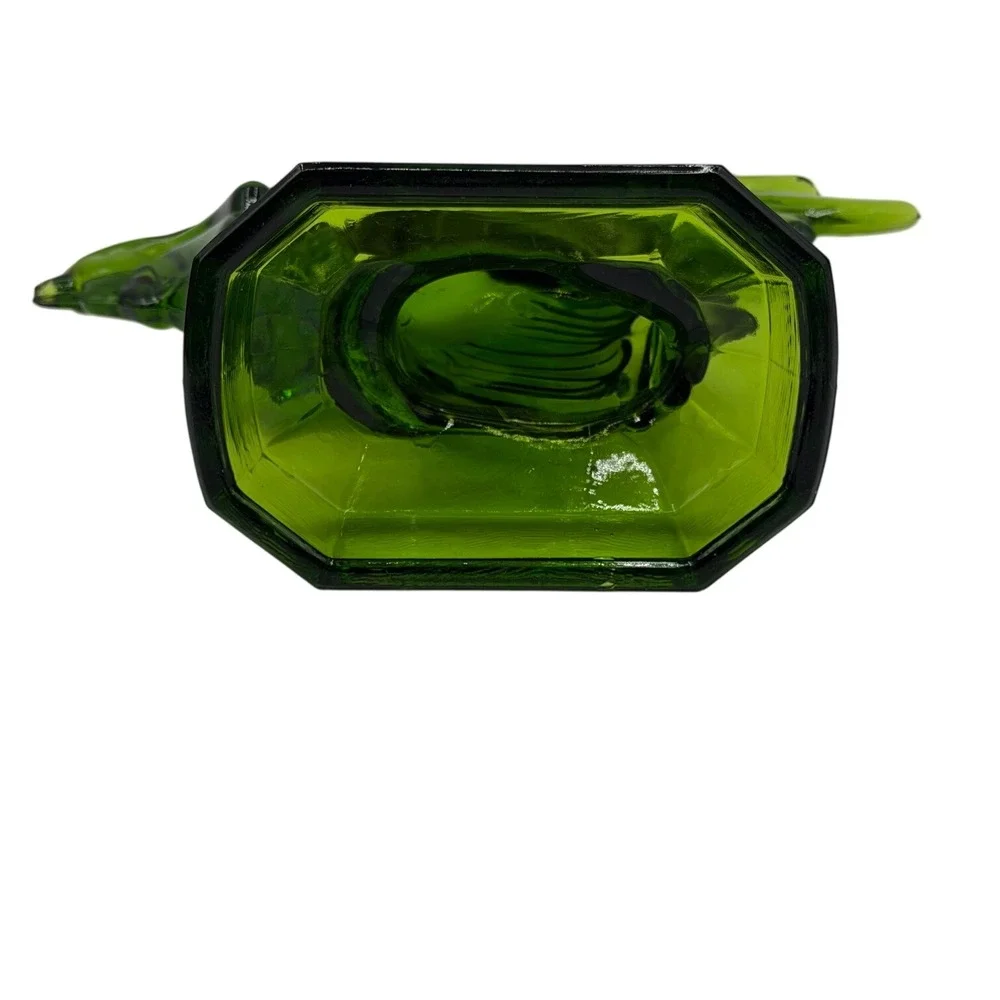 Le Smith vibrant green