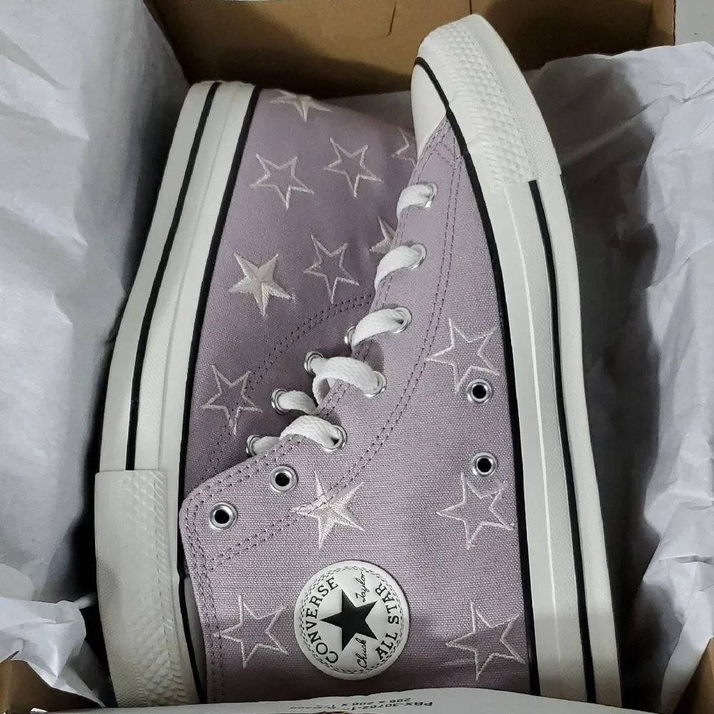Converse Kids CTAS Hi Sneakers in Thistle Kids 7/ EU 40 NIB