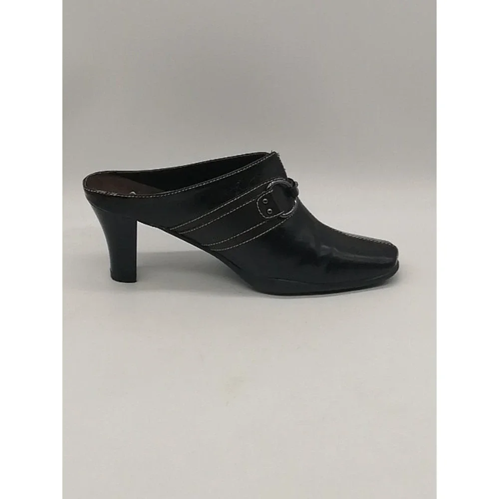 AEROSOLES a2 by