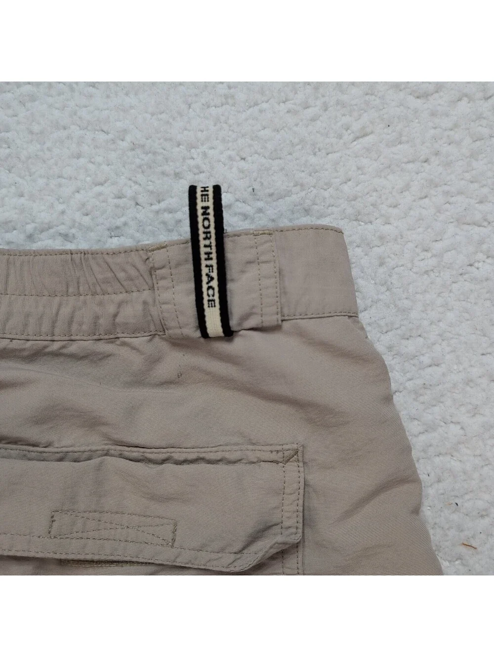 The North Face Tan Hiking Trail Cargo Shorts Men's XL Outdoor Nylon VTG