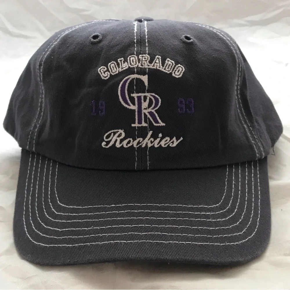 fan favorite adjustable hat