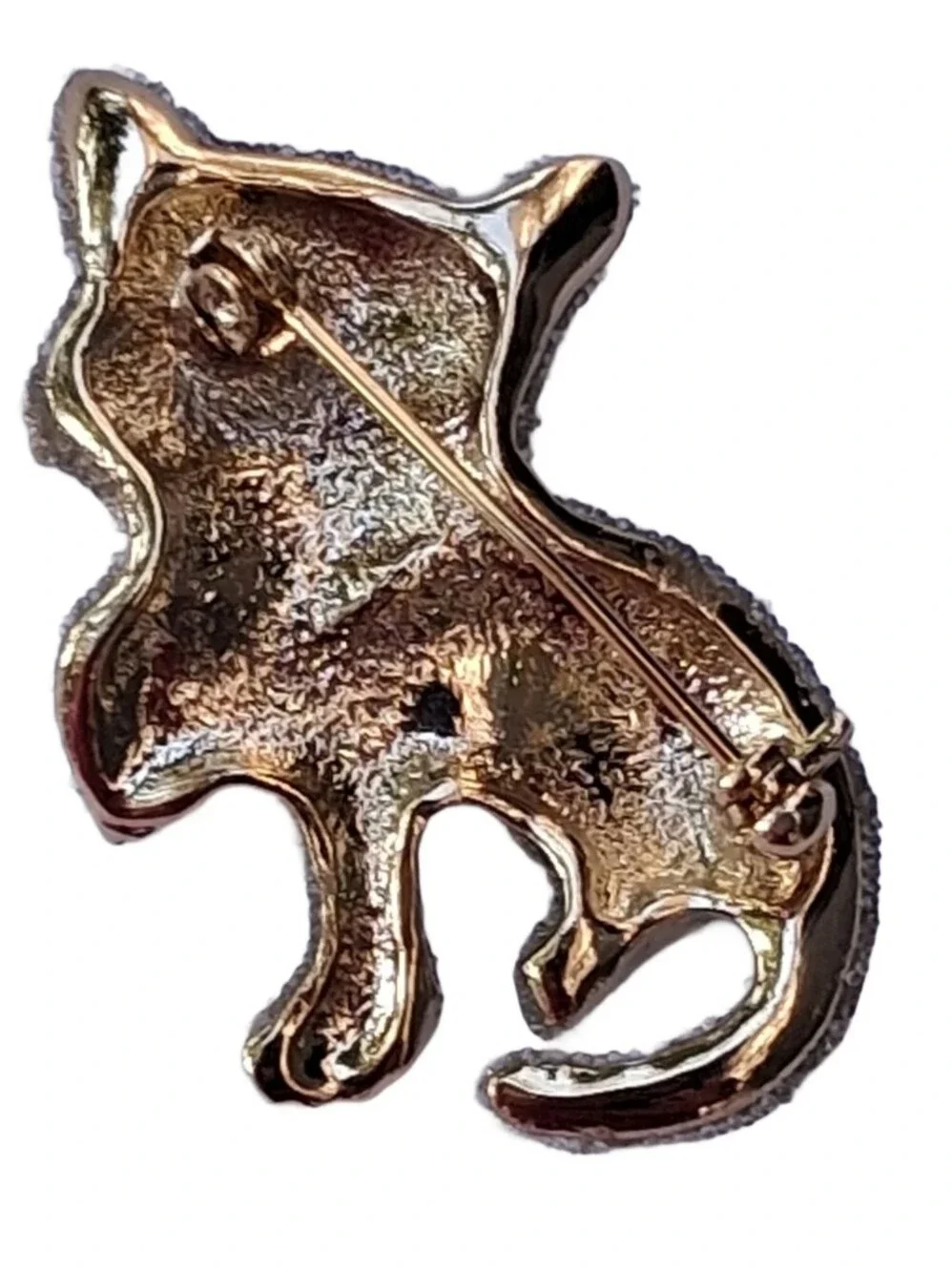 ​VTG Unsigned Gold Tone Playful Sugar Cat Brooch Blue Rhinestone Eyes Bow Tie
