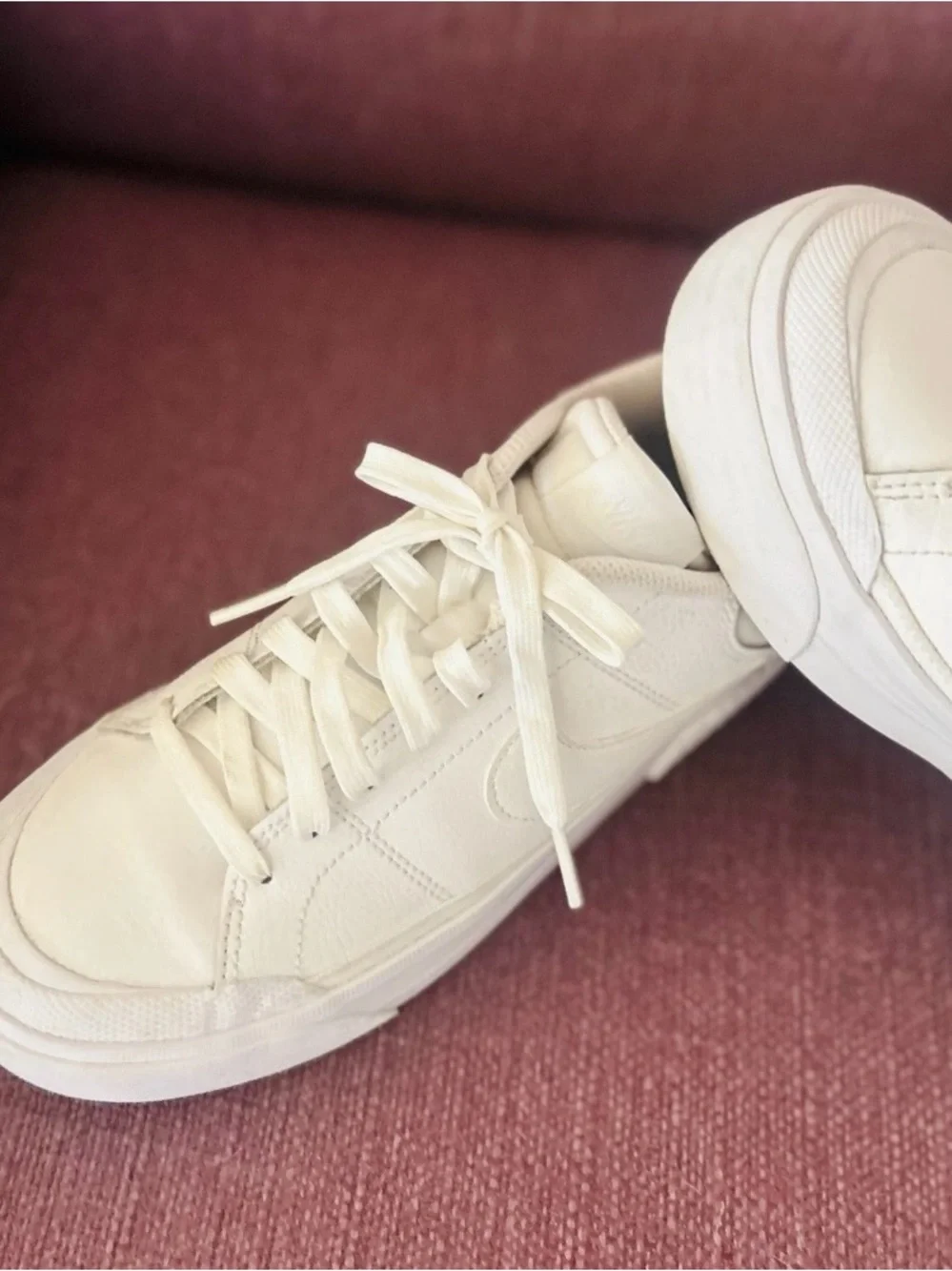 Nike court legacy