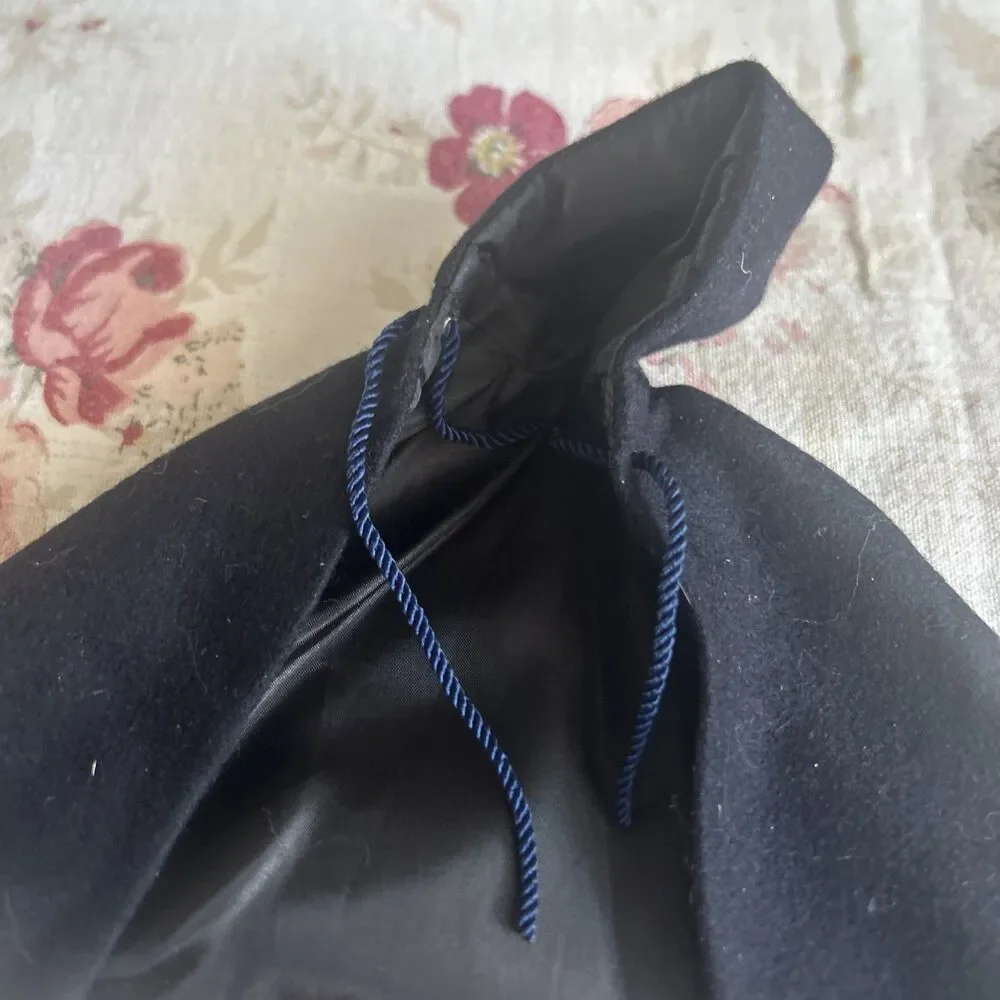 5 Inch Navy Blue Satin Liner Pointed Good Doll Cape For 6-10 In Dolls?