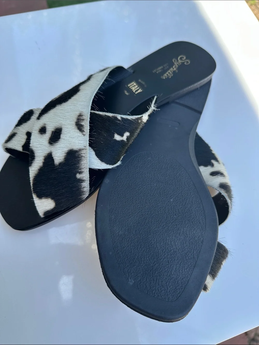 Seychelles crossed cowhide
