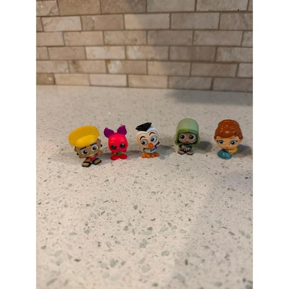 Disney doorables bundle
