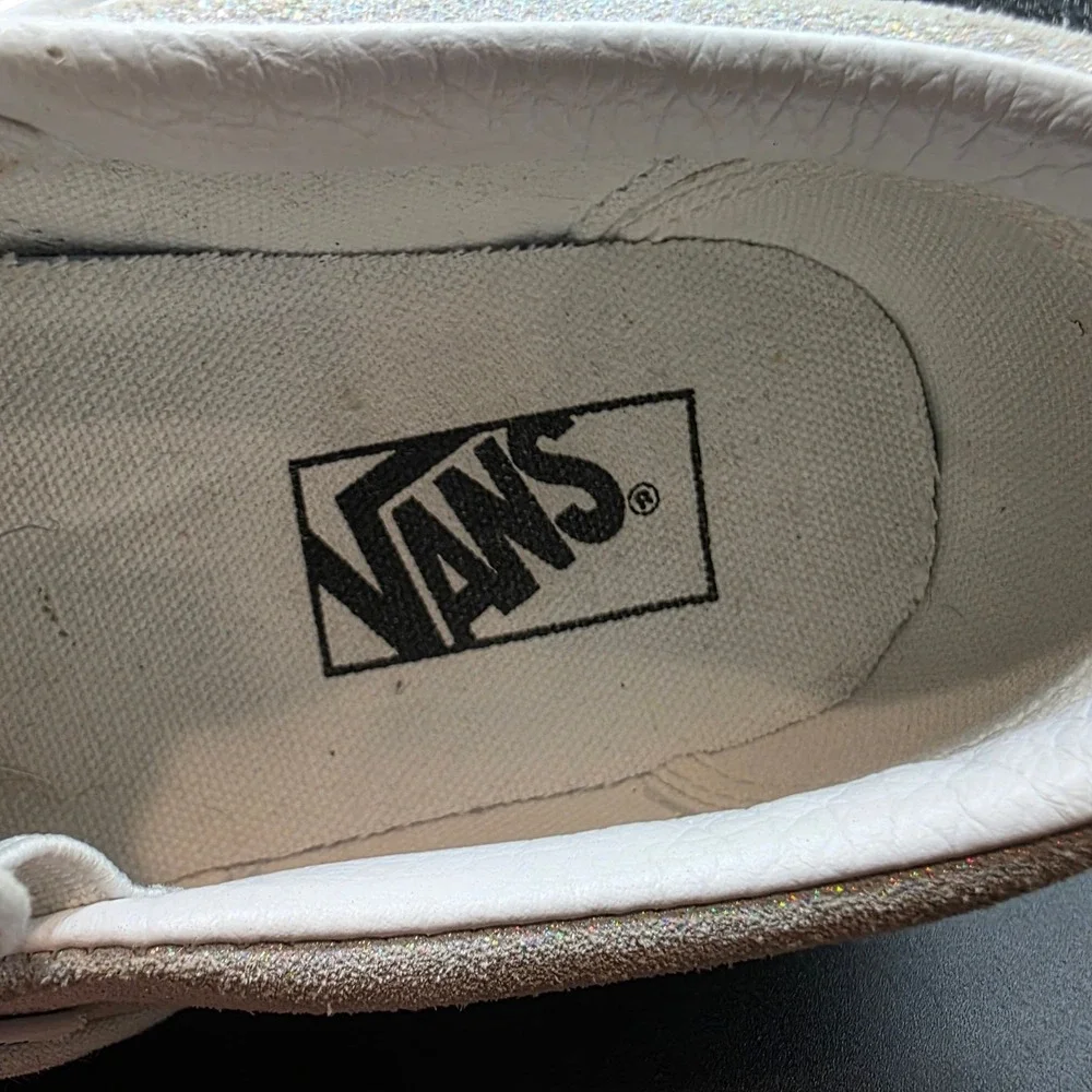 Vans Classic Slip-On Silver Iridescent Glitter Suede Sneakers Womens 8.5 500714