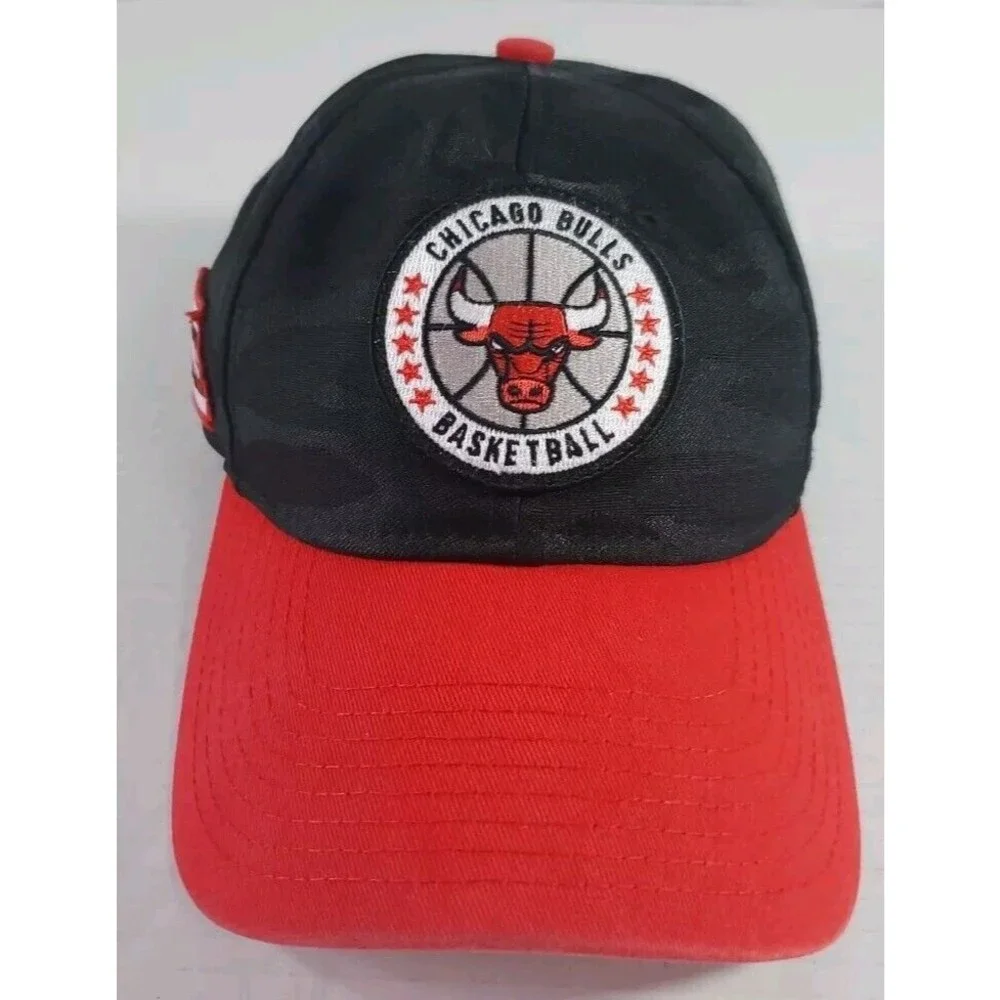 Chicago Bulls Baseball  Hat  9Twenty‎ Retro Black Red w/Circle Logo New Era ONZ