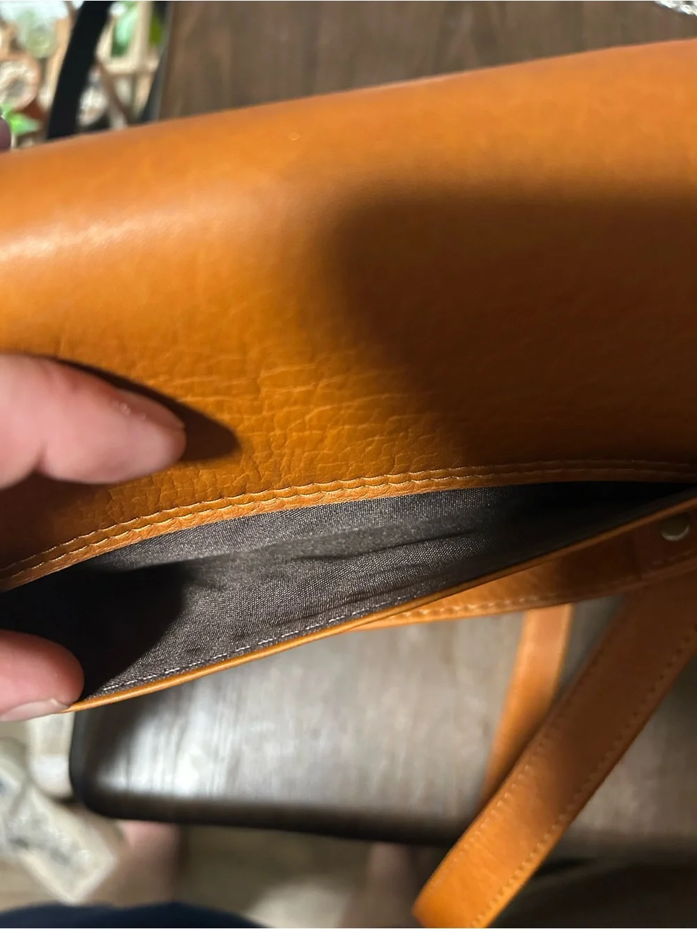 Sarge Leather Co. Men's Crossbody Bag - Tan