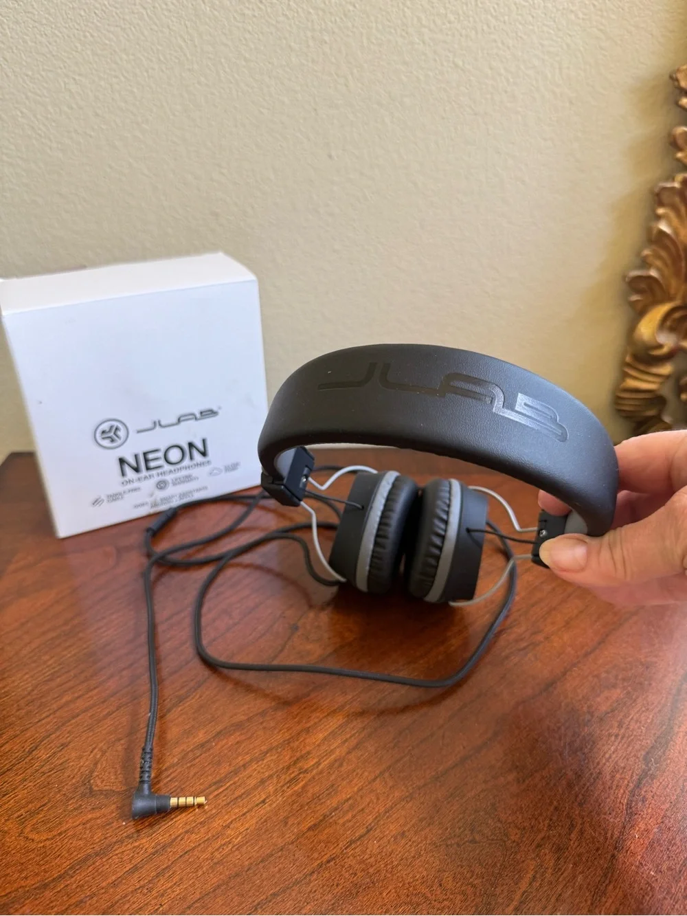 N/A jlab headphones
