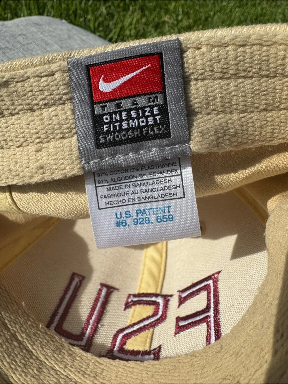 Nike cap tan