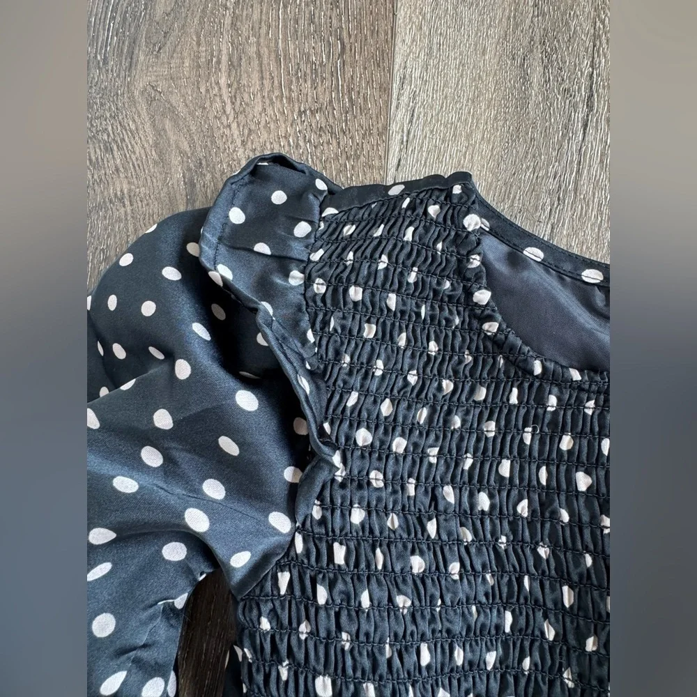GAP black dress