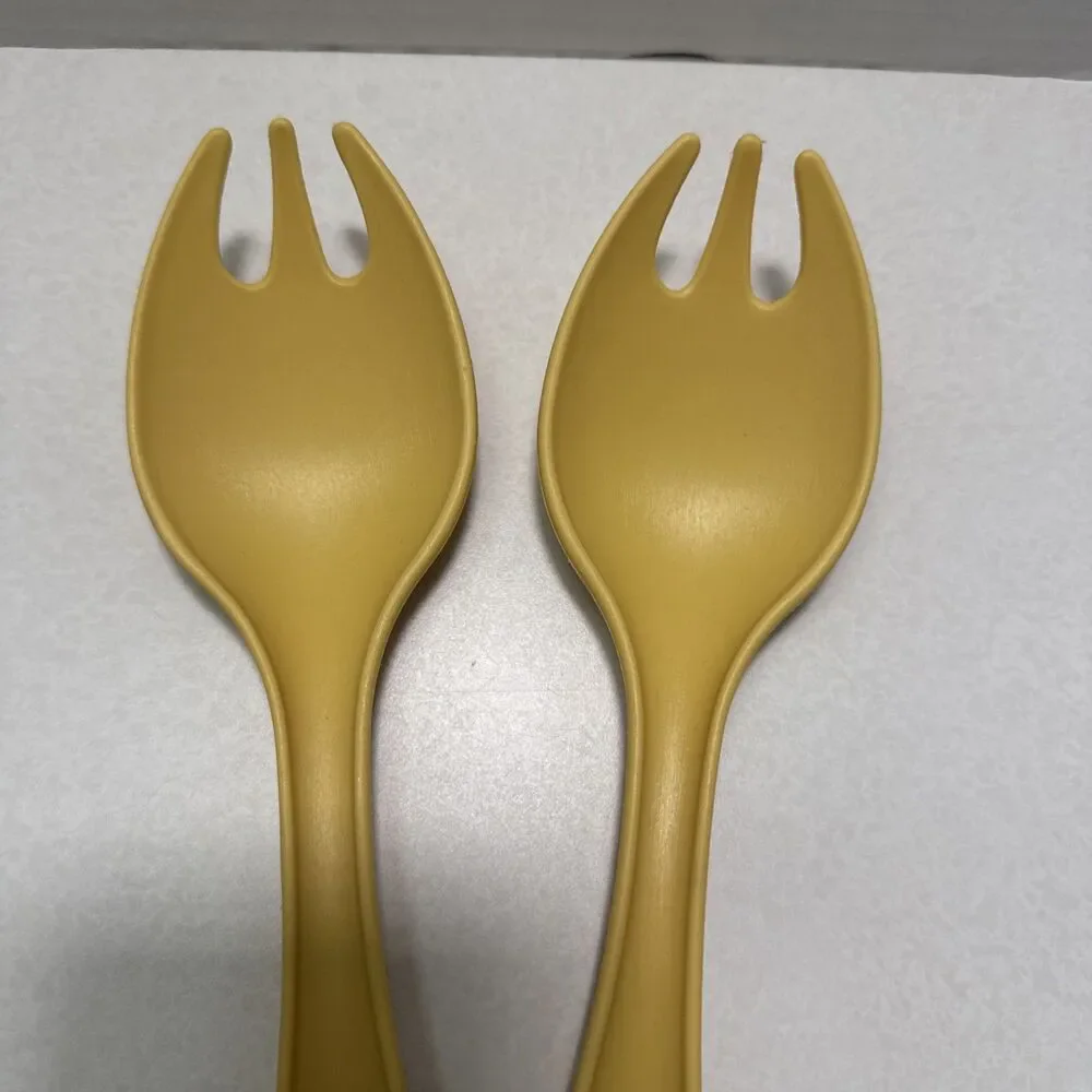 Tupperware this vintage