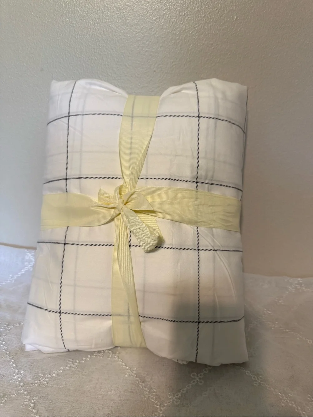 Home Collection White Windowpane Sheet Set