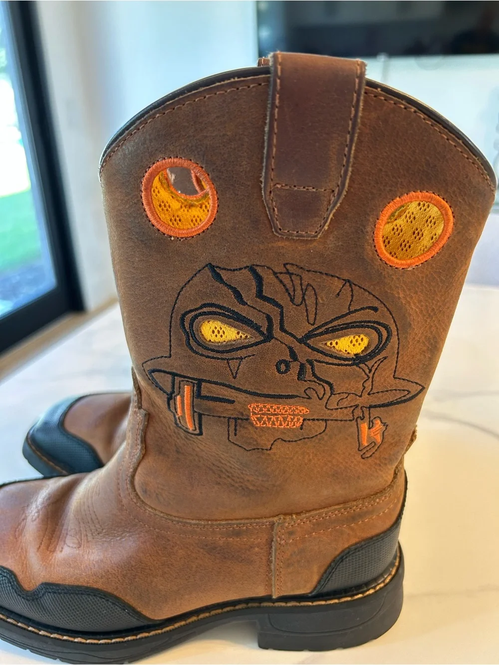 Boys Cody James Brown Leather Work Boots with Orange Accent. Sz 4D