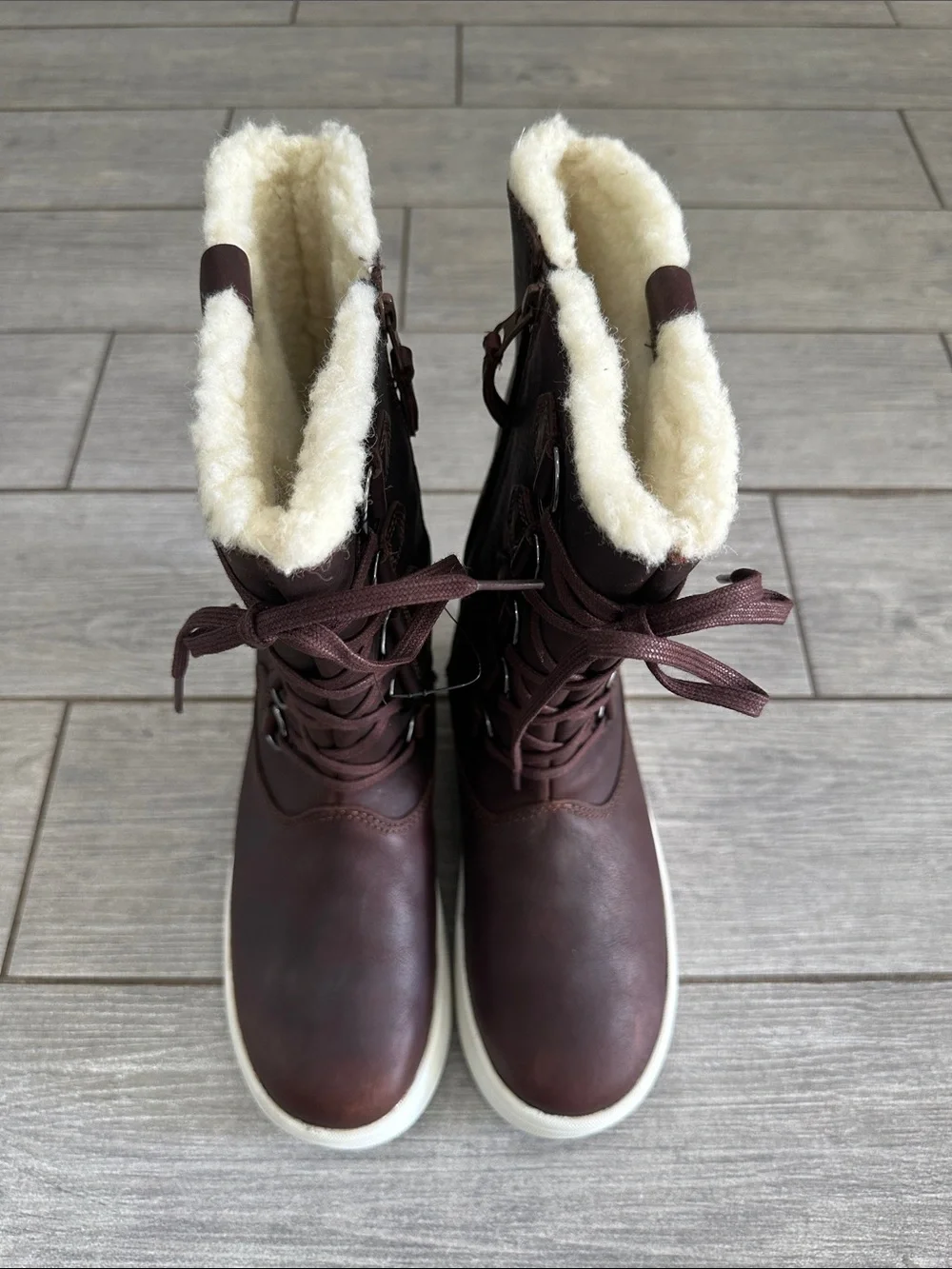 Baffin brand new