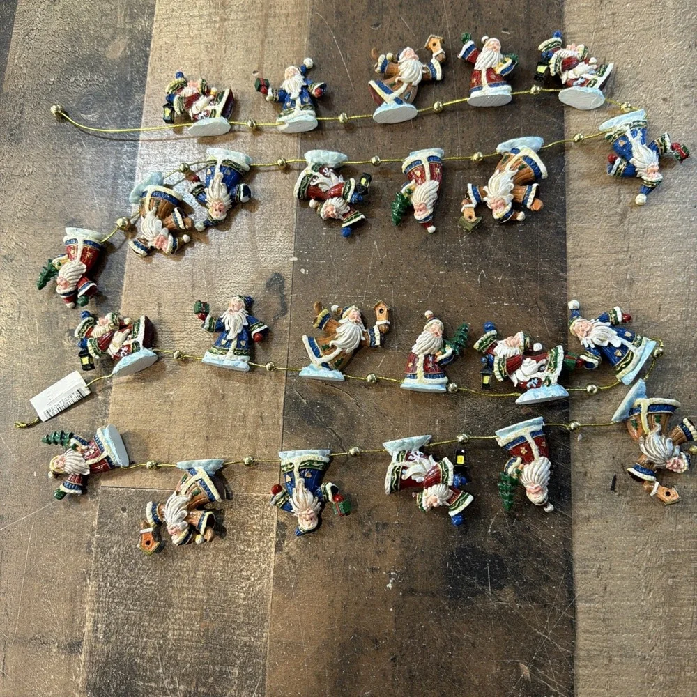 Vintage 1990s Christmas Santa Claus Miniature Resin Figurine Garland Set‎ Of 2