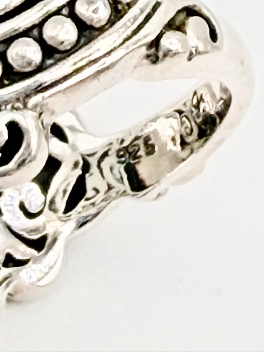 Artisan bali ornate