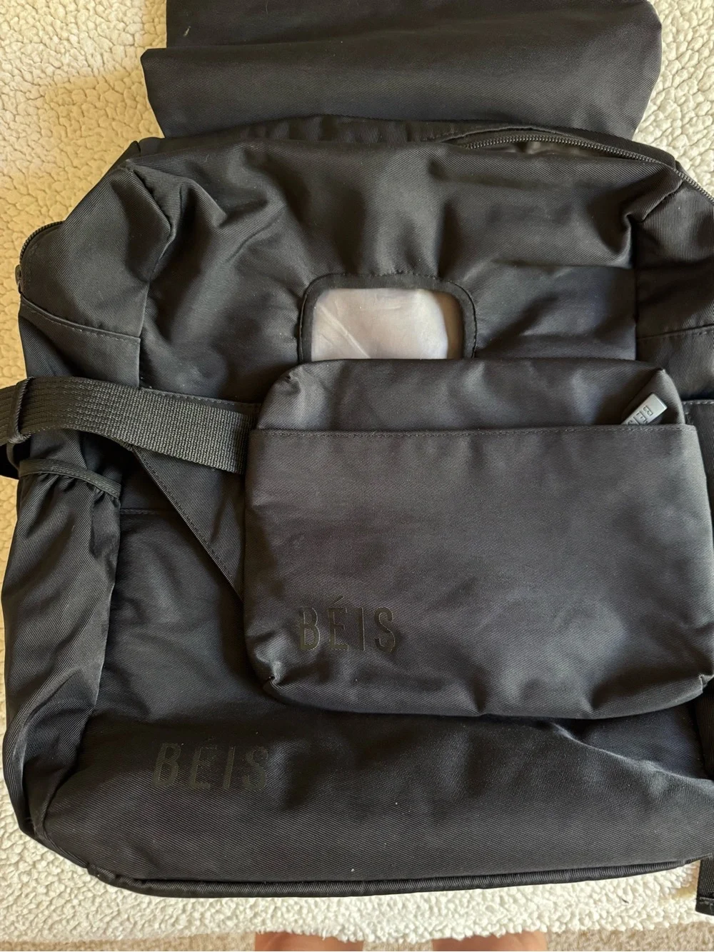 BEIS stylish functional