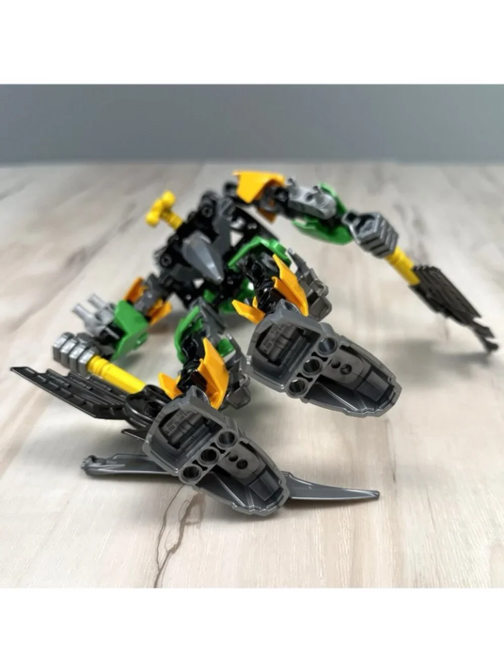 2015 LEGO Bionicle 70784 Lewa Master of Jungle INCOMPLETE *Missing Parts* READ