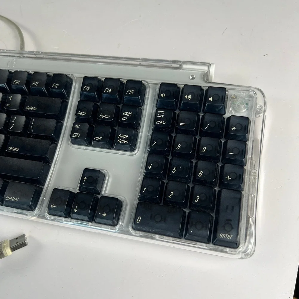 Apple pro keyboard