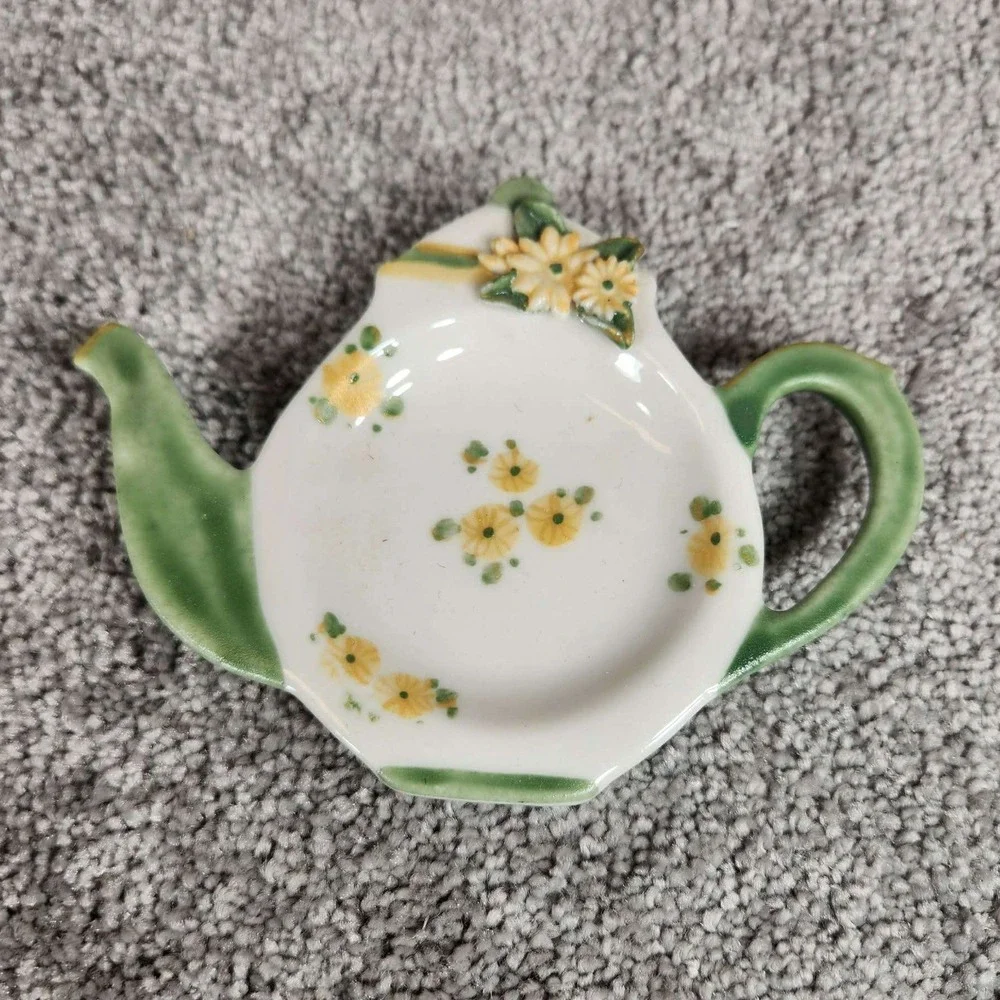 Vintage Tea Bag Rest White Green Floral Teapot Shape Ceramic‎ Small 4.5in