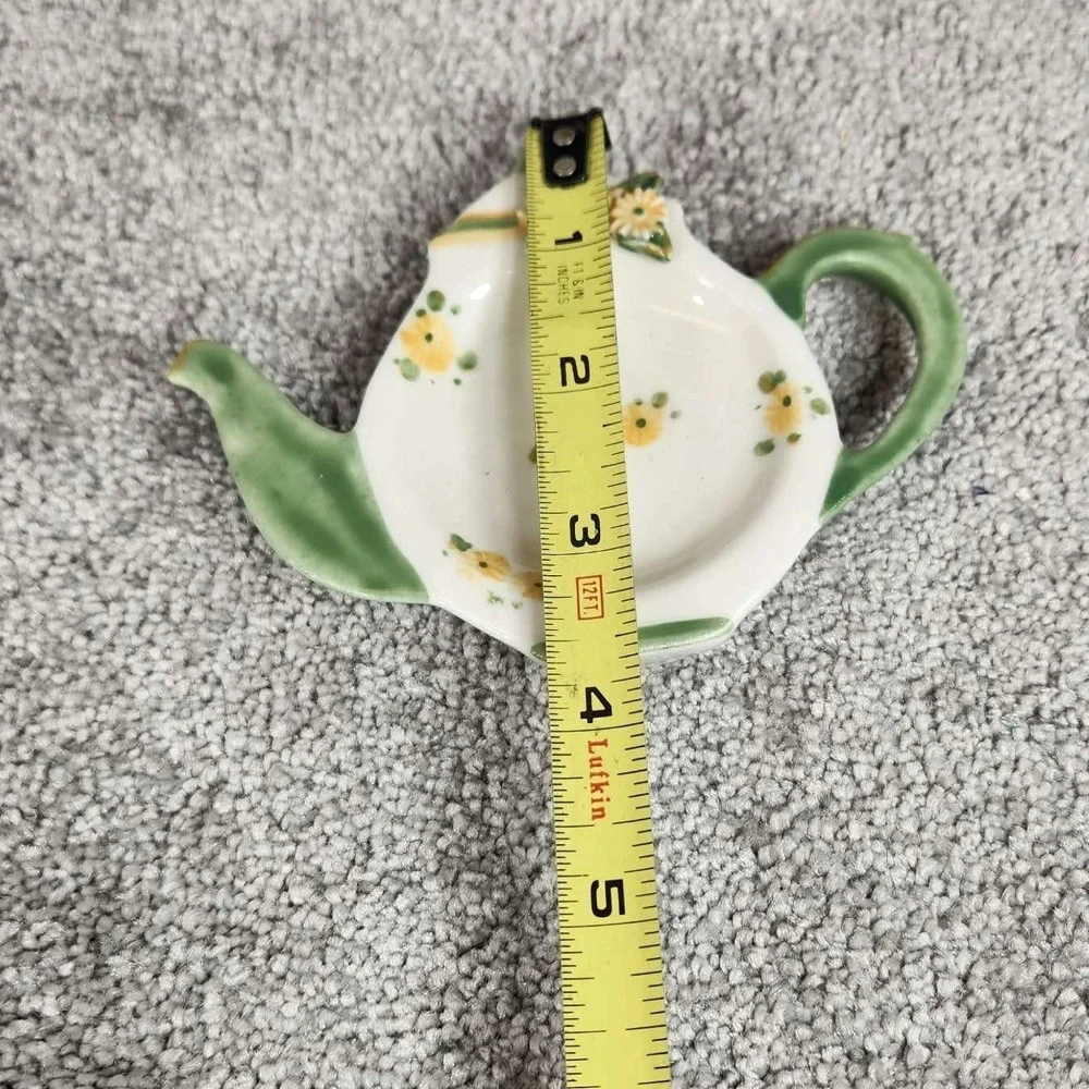 Unbranded charming ceramic
