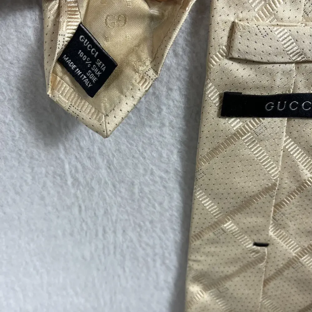 Gucci this vintage