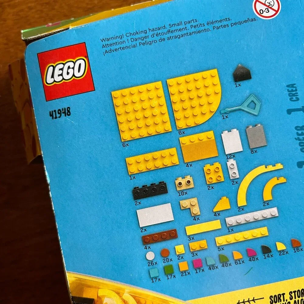 Lego Dots banana pen holder set 41948 NIB