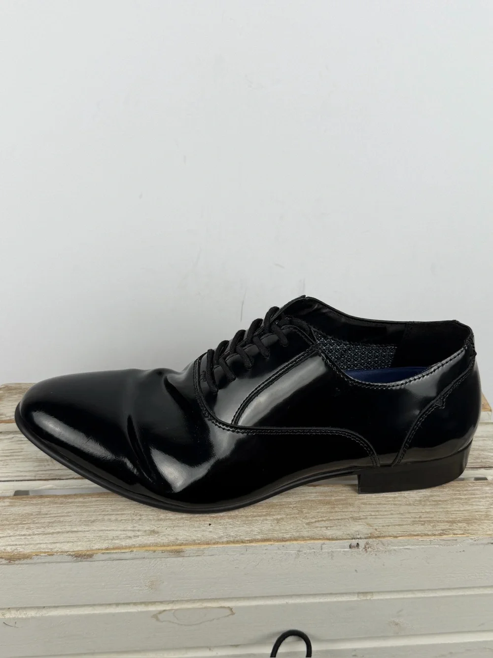 Vince Camuto patent leather oxford dress shoes polished mirror finish size 10M