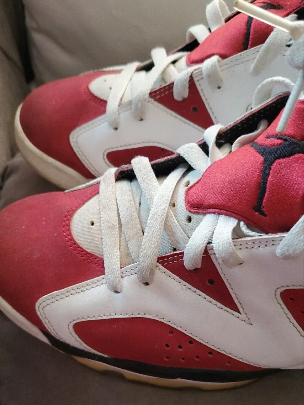 Nike Air Jordan Carmine Retro OG   Midi Red White  Sneaker Size 10
