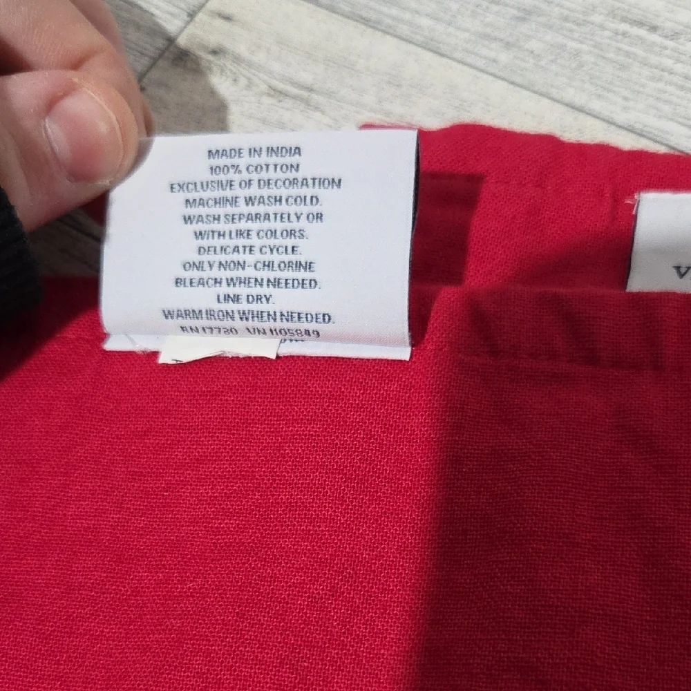 Vineyard Vines sizes line