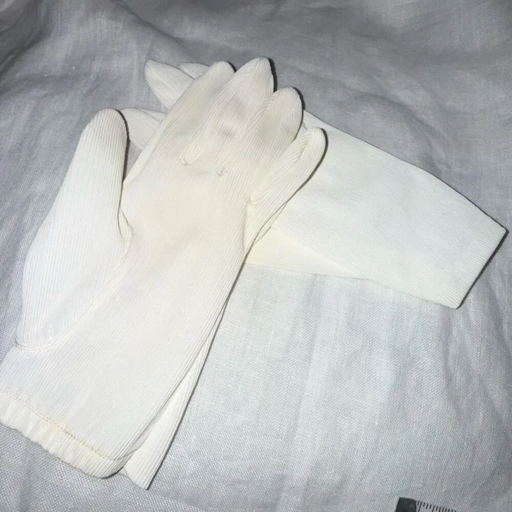 1960s Wear Right West Germany Ribbed Ivory Gloves Mod Daywear‎ Size 7