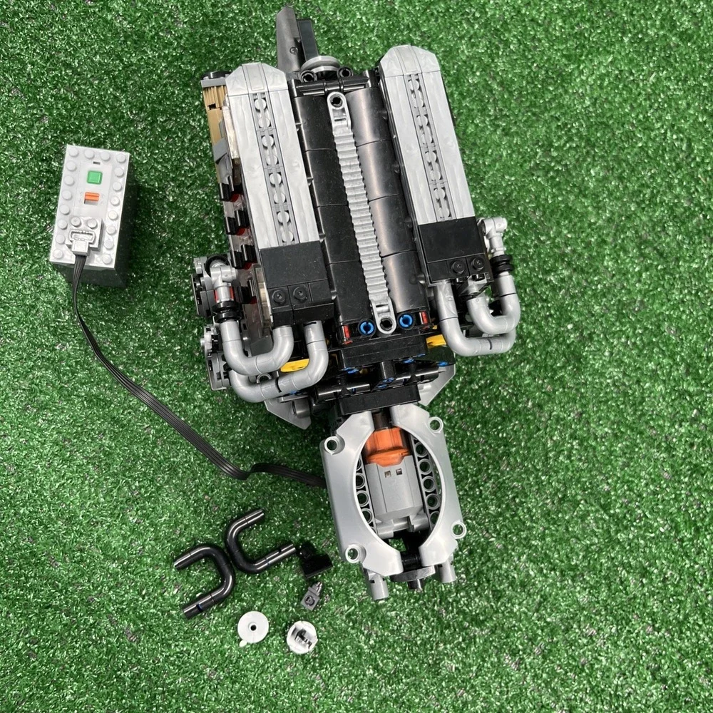 Mould King 10131 W16 Engine Motor Double V8 Cylinder Building Block Toy Set