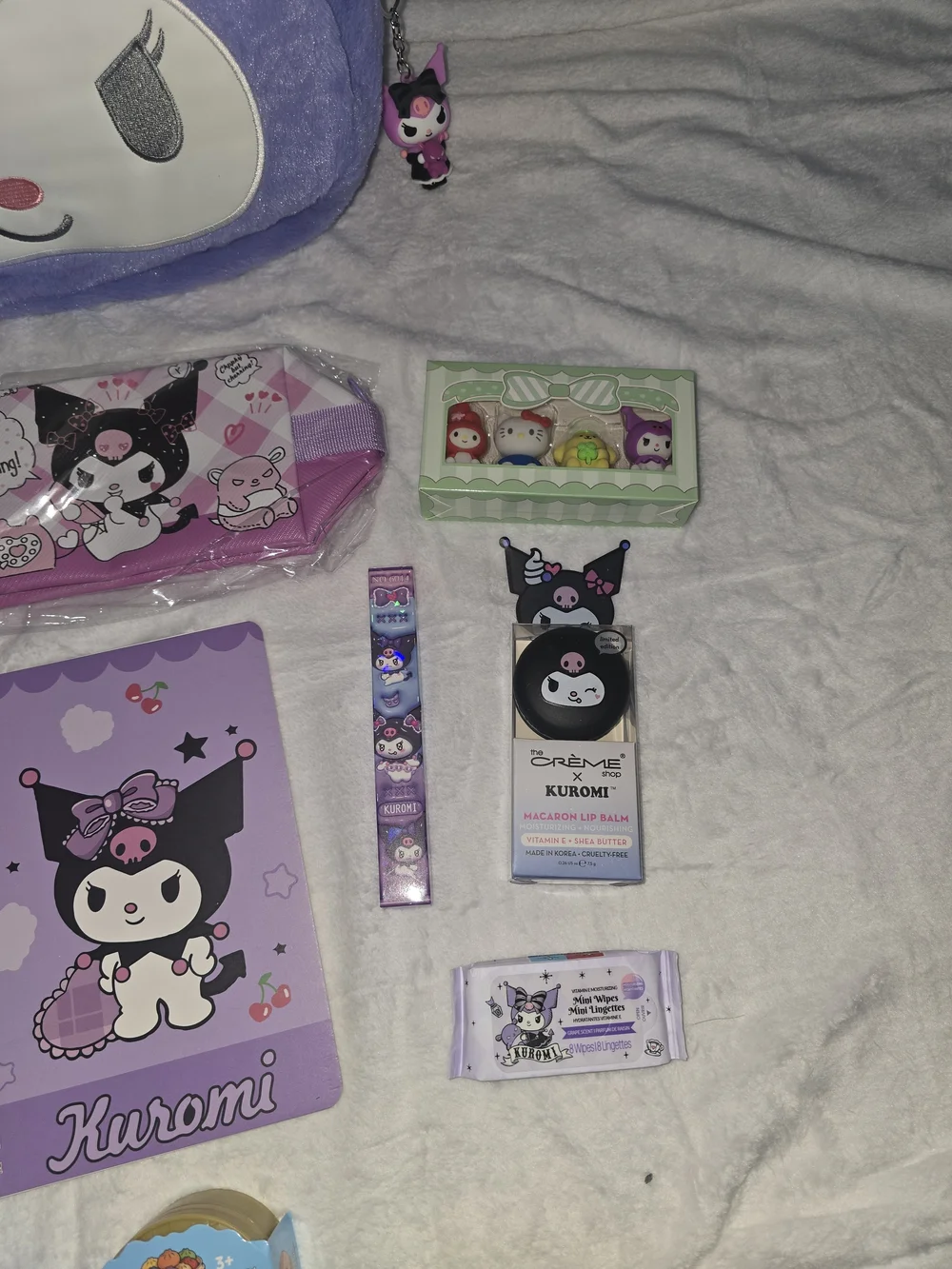 Sanrio what’s inside