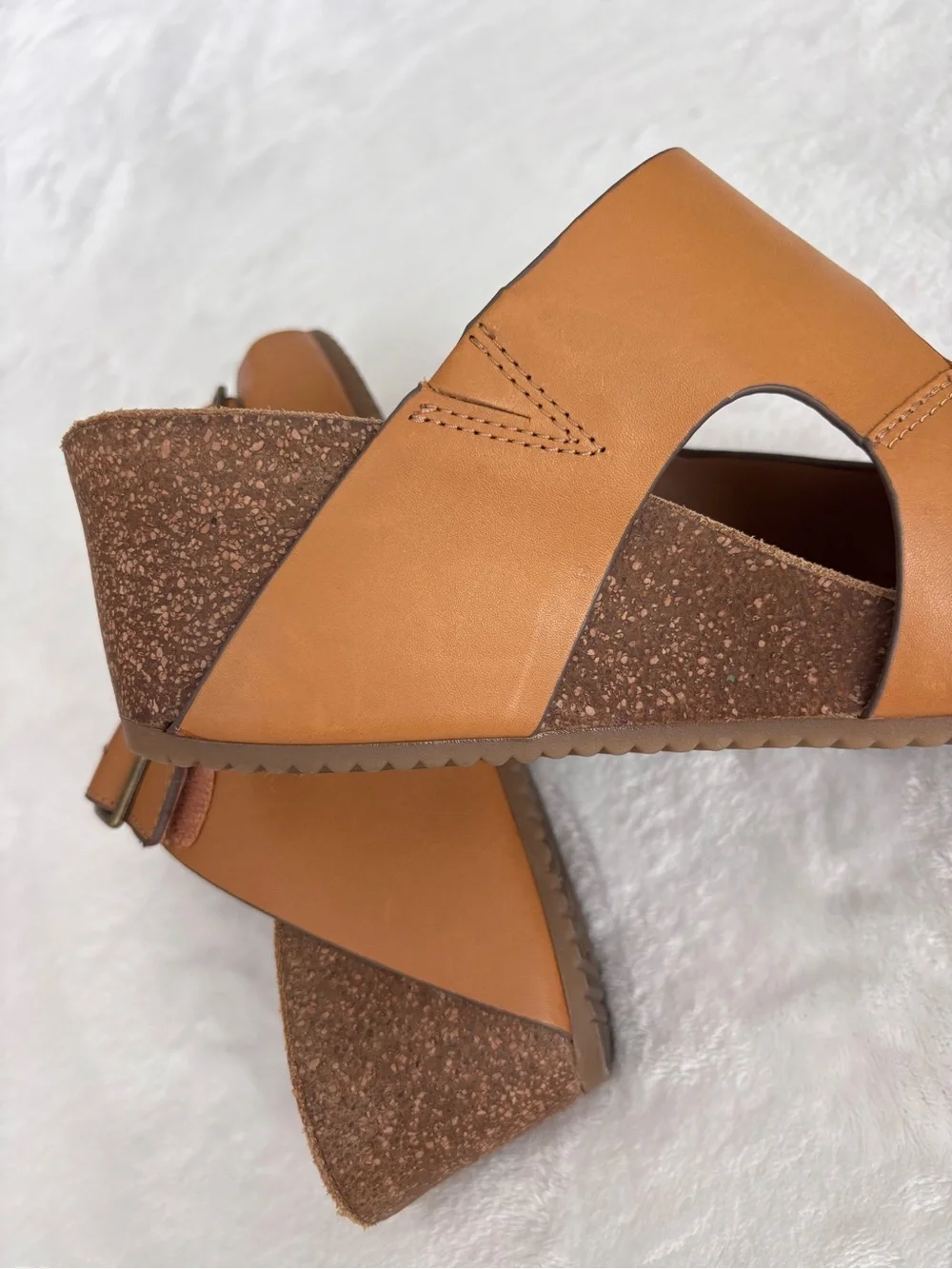 Comfortiva emah tan