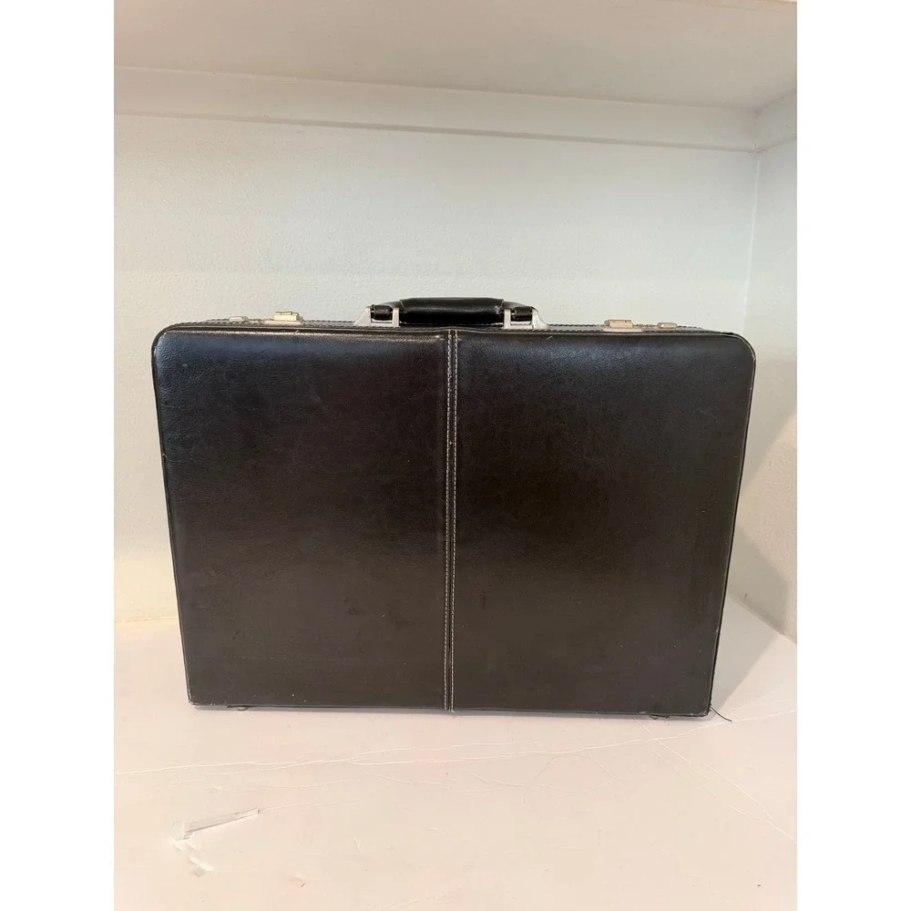 Foray vintage briefcase leather lock preowned collectible compartments y2k black