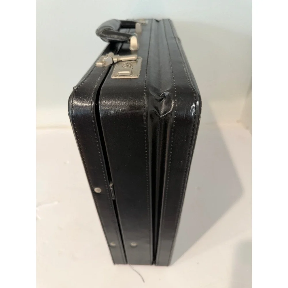 Foray vintage briefcase leather lock preowned collectible compartments y2k black
