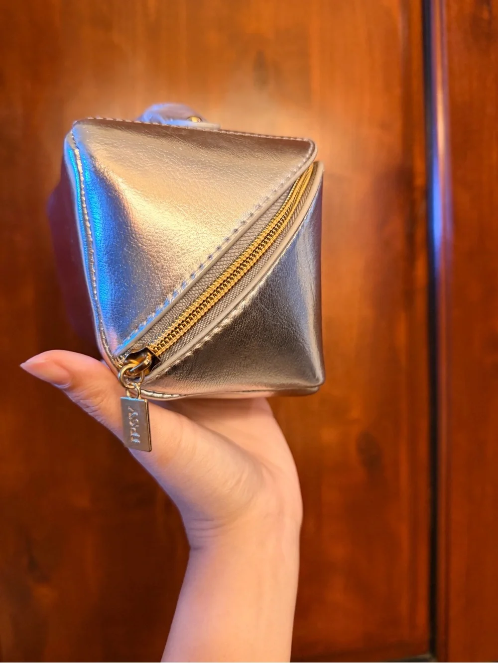 ipsy shiny silver