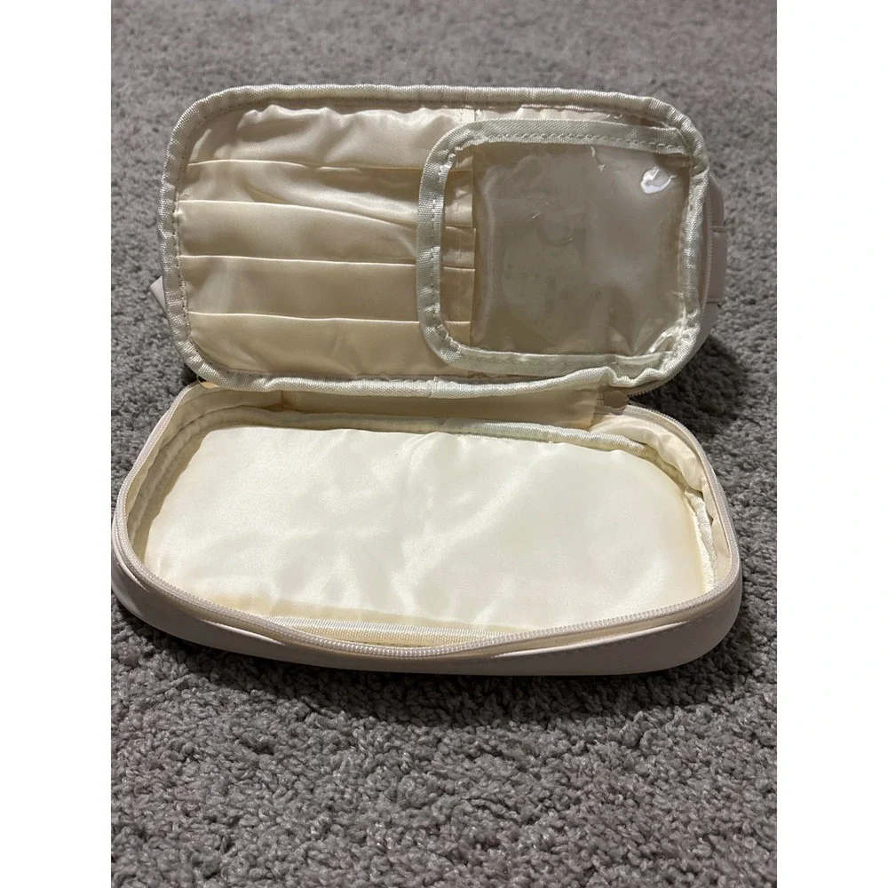 N/A cream synthetic