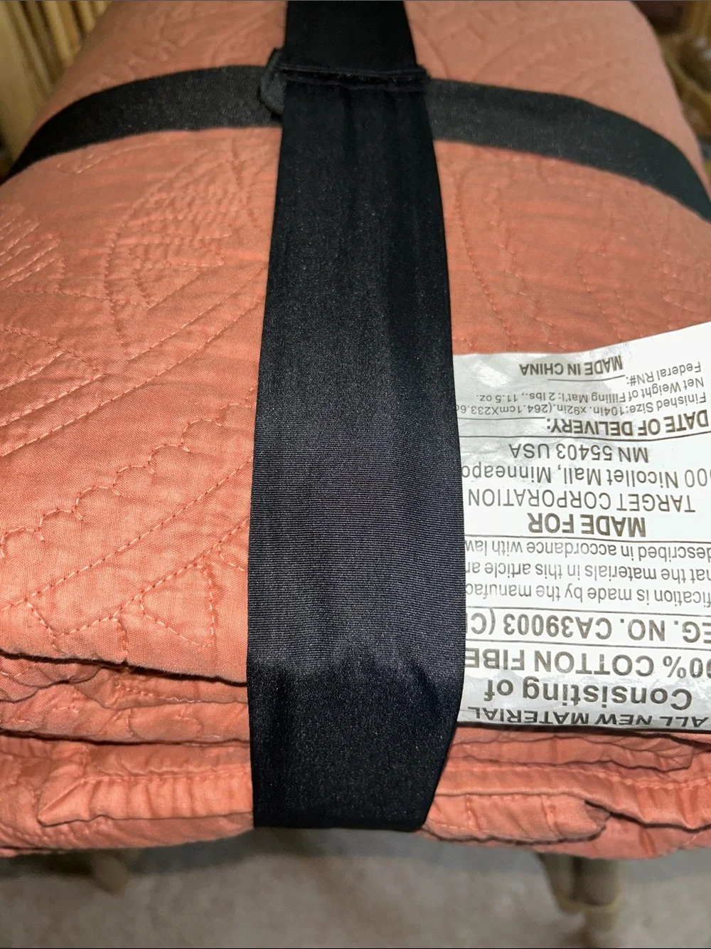 Opalhouse Jungalow King Quilted Paisley Quilt, Coral almost Terracotta color