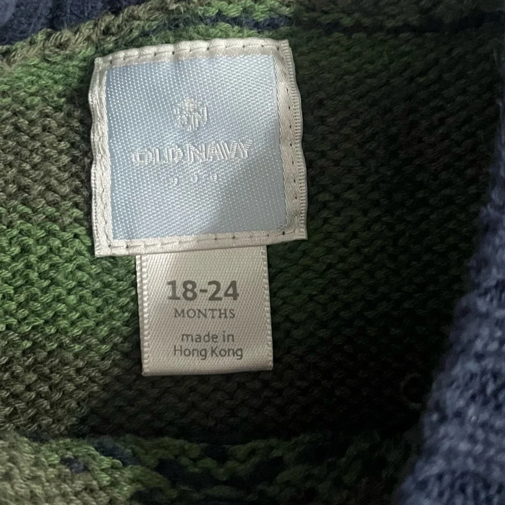 Old Navy • Green Navy Fair Isle Sweater Kids