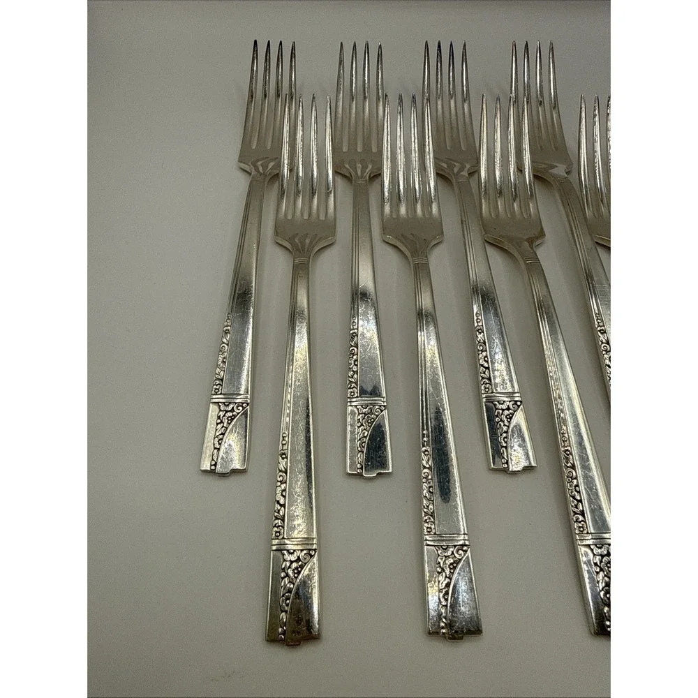 Nobility Plate Caprice 8 Dinner Forks Silverplate Flatware Oneida Flatware 7.5