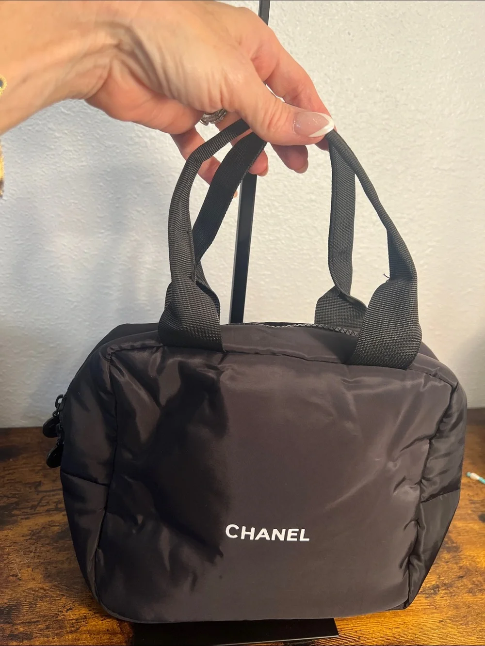 None elegant chanel