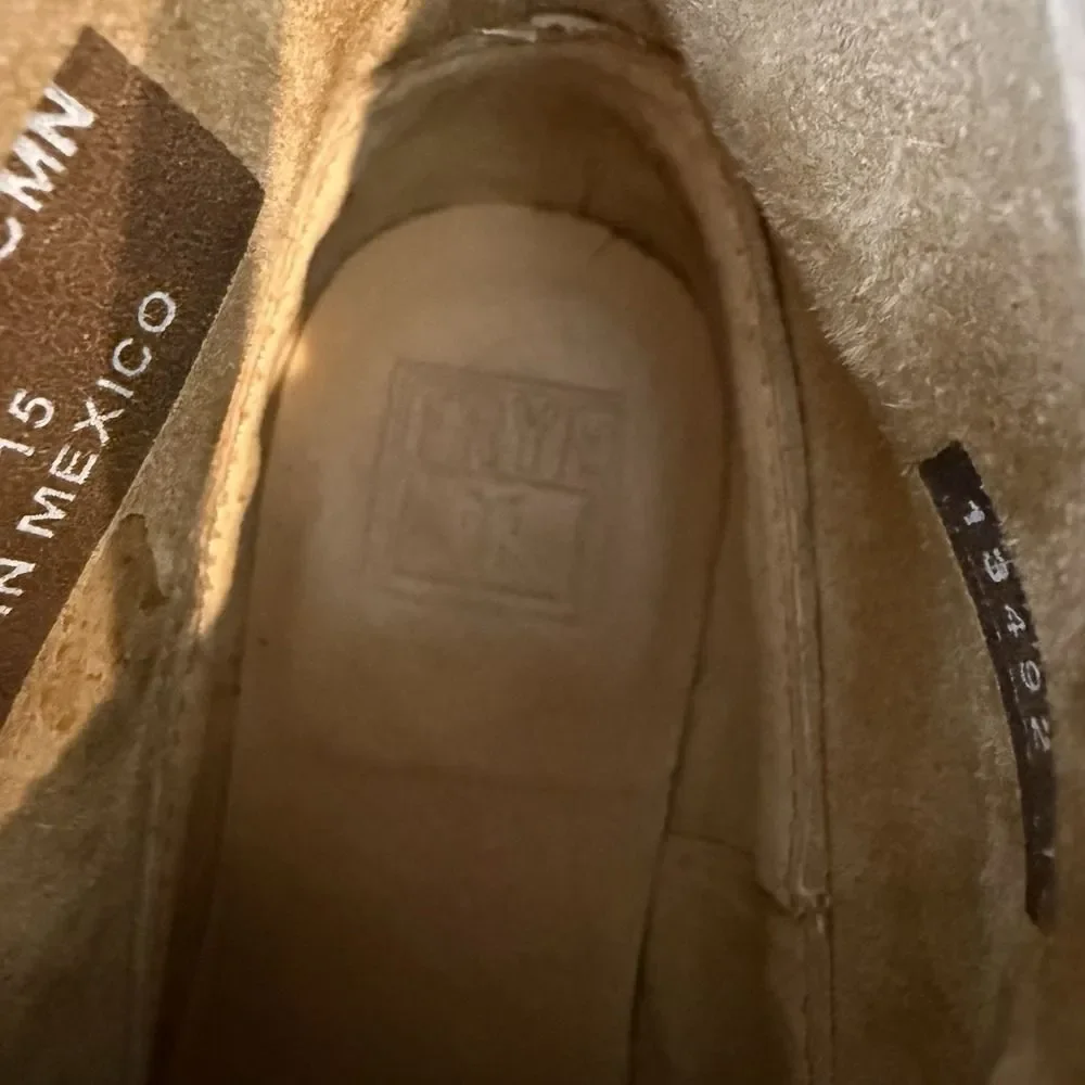 Frye style lightly rare